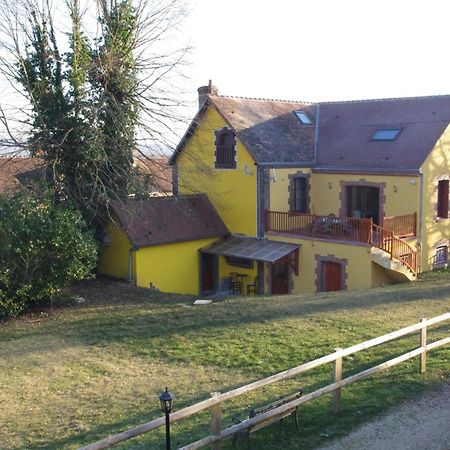 Logis-Hotel Restaurant Auberge Les Vallees Du Perche Vichères Exterior foto